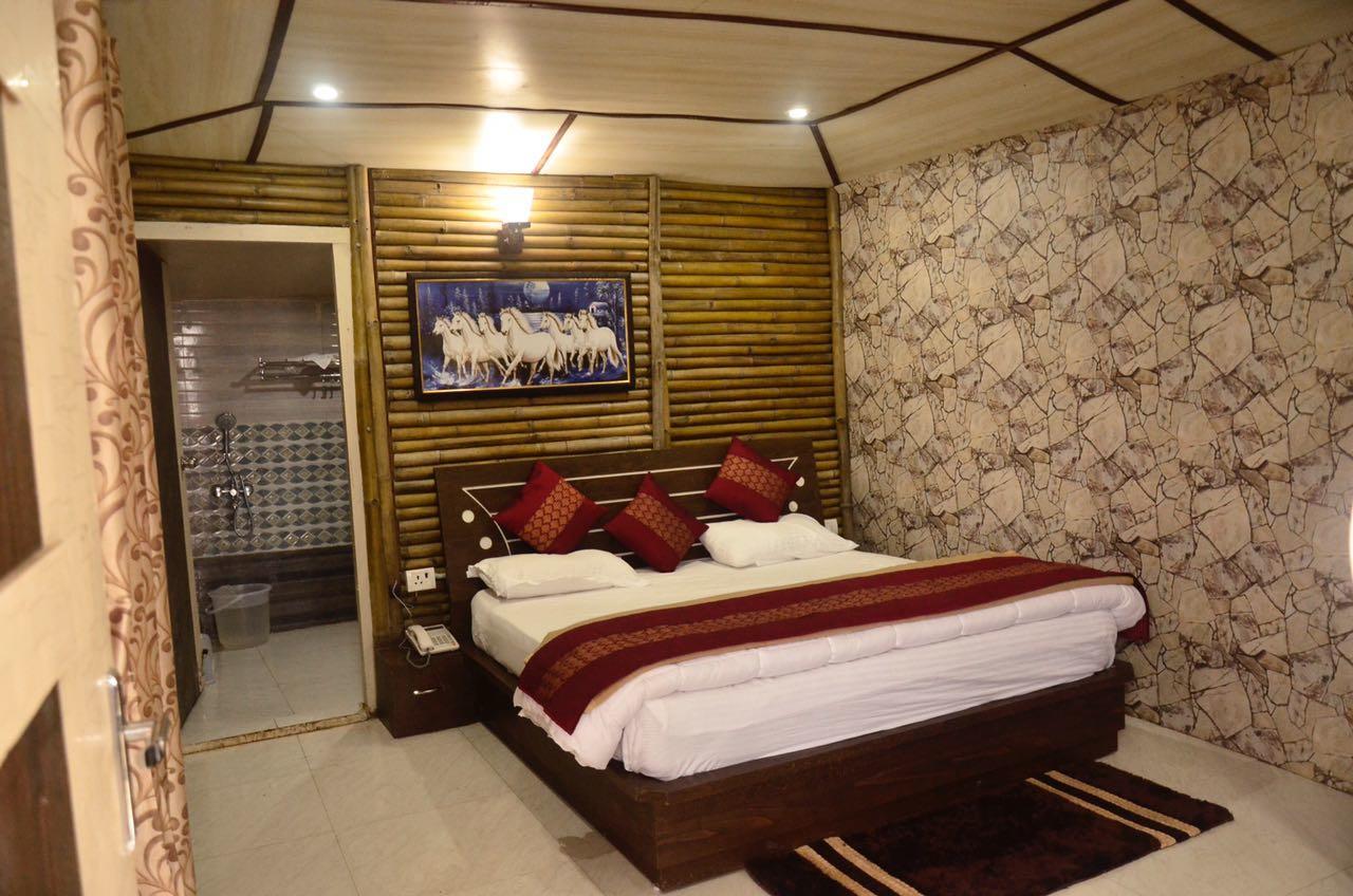 V Resorts Glamwoods Dhanulti Dhanaulti Kültér fotó