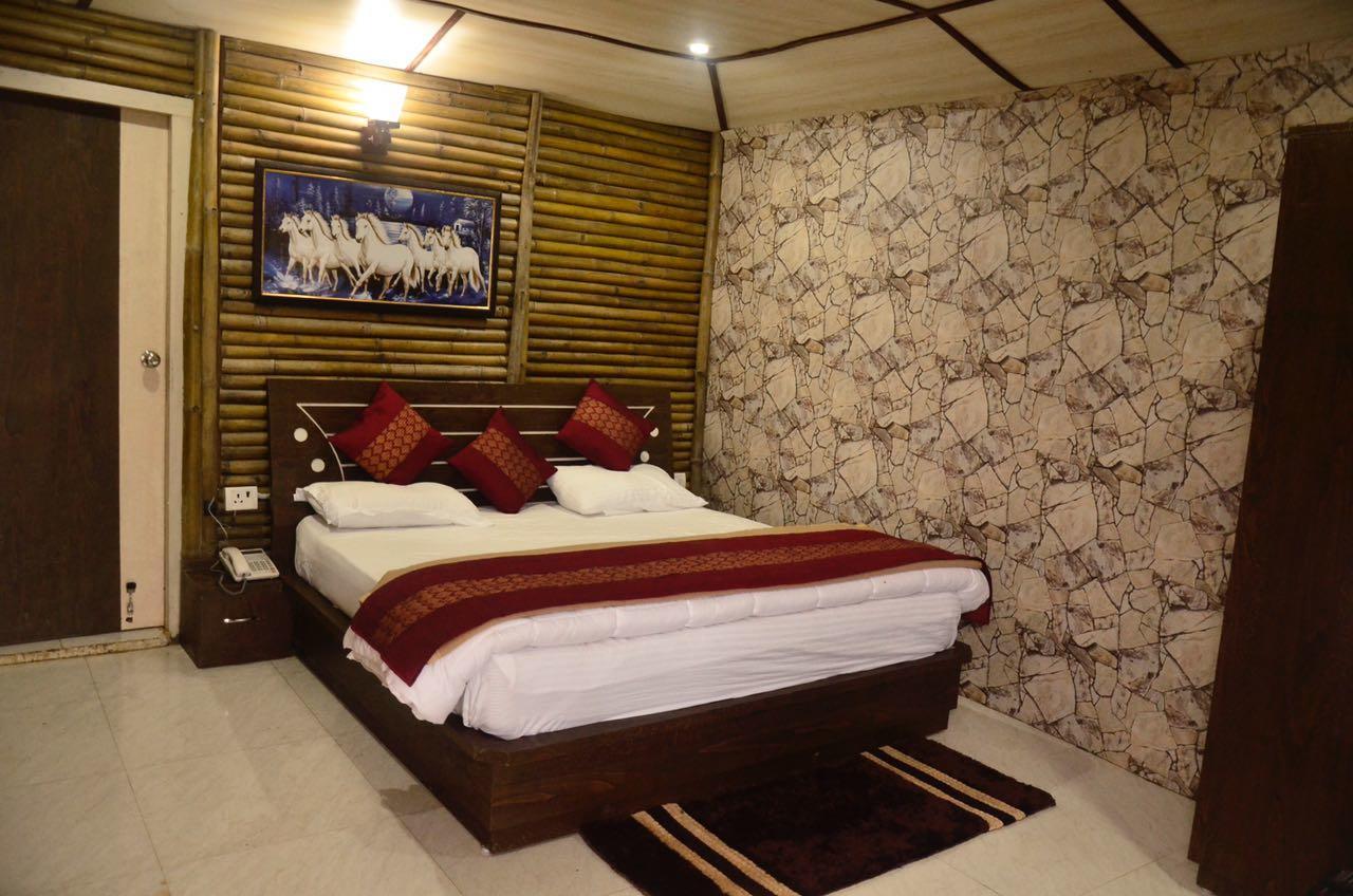 V Resorts Glamwoods Dhanulti Dhanaulti Kültér fotó